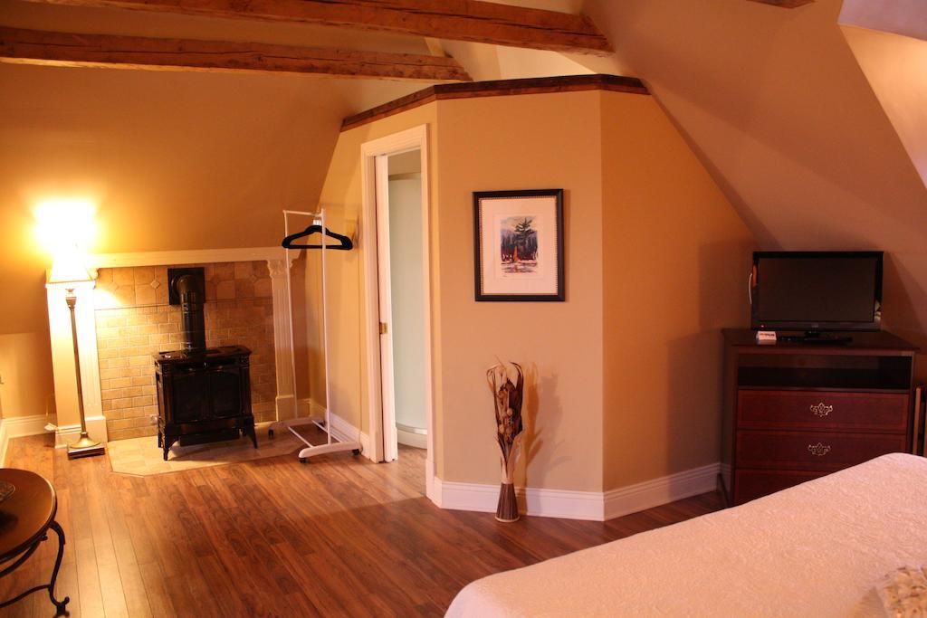 Auberge Chateau Lamontagne Sainte Anne des Monts ห้อง รูปภาพ
